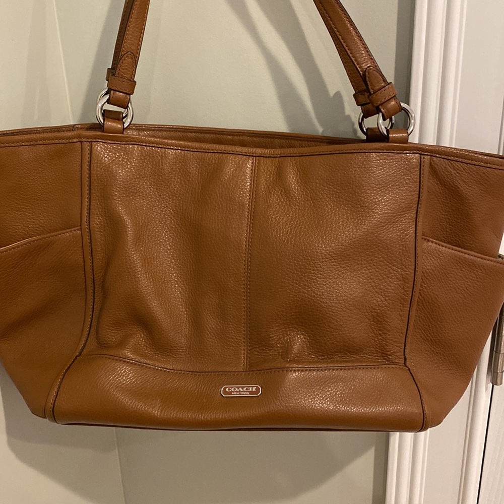 Coach tote, medium size.